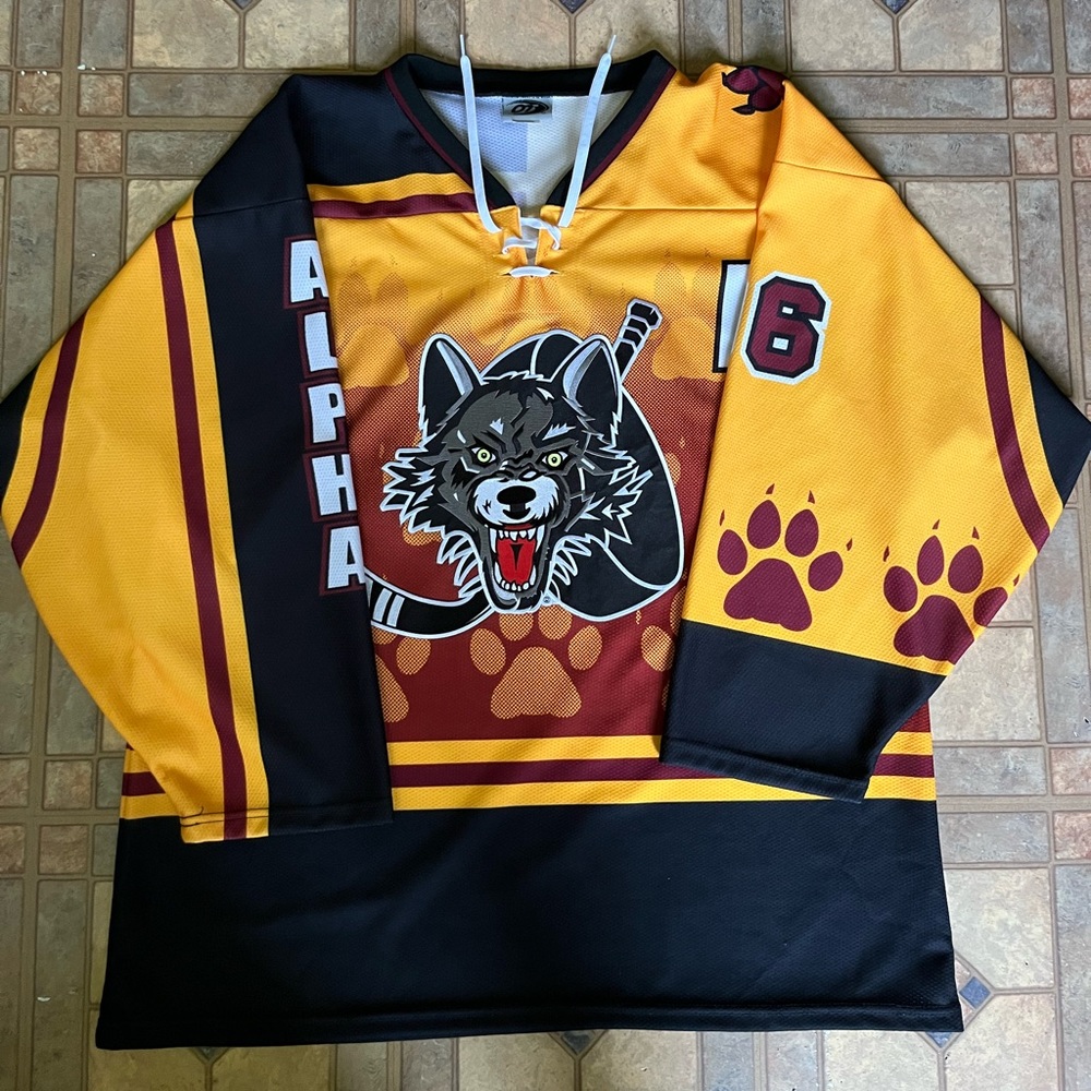 VTG RARE OT BRAND 2005-06 CHICAGO WOLVES" ALPHA WOLVES" TICKET HOLDER JERSEY